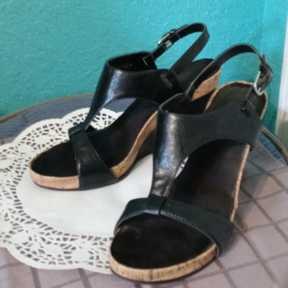 Women's shoes - Picture 3 of 3